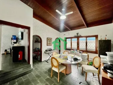 Casa com 3 Quartos à venda, 220m² no Pitangueiras, Guarujá