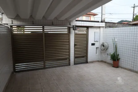 Casa com 3 Quartos para alugar, 150m² no Vila Valença, São Vicente