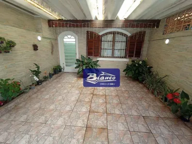 Casa com 3 Quartos à venda, 197m² no Jardim Santa Mena, Guarulhos