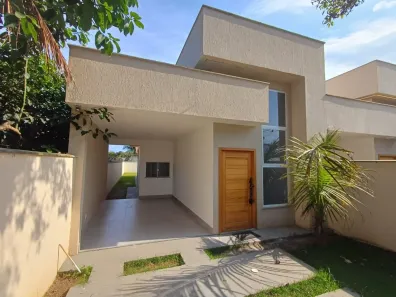 Casa com 3 Quartos para alugar, 80m² no Jardim Atlântico Leste (Itaipuaçu), Maricá