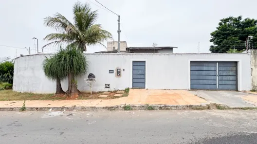 Casa com 3 Quartos à venda, 419m² no Setor Três Marias, Goiânia