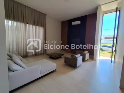 Casa de Condomínio com 3 Quartos para alugar, 260m² no Jardim Sul, Uberlândia
