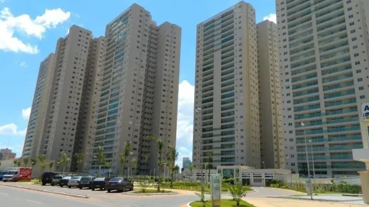 Apartamento com 4 Quartos para alugar, 160m² no Sul, Brasília