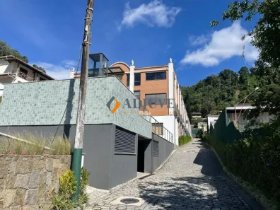 Apartamento com 2 Quartos para alugar, 54m² no Coronel Veiga, Petrópolis