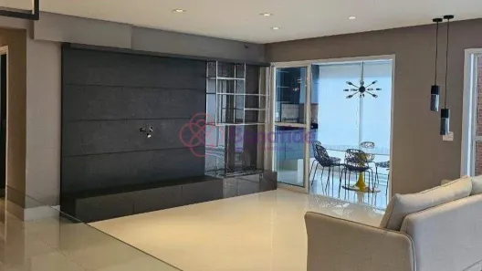 Apartamento com 4 Quartos para alugar, 268m² no Anhangabaú, Jundiaí
