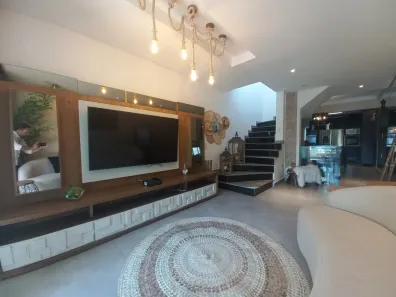 Casa com 3 Quartos à venda, 136m² no Aparecida, Santos