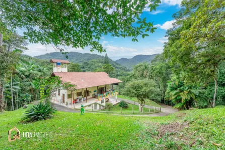 Casa com 5 Quartos à venda, 300m² no Progresso, Blumenau
