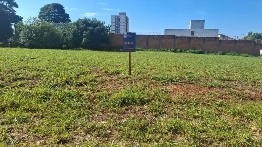 Lote/Terreno à venda, 307m² no Loteamento Portal do Vale II, Uberlândia