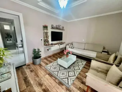 Casa com 3 Quartos à venda, 200m² no Conjunto Confisco, Contagem