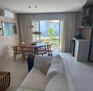 Casa de Condomínio com 2 Quartos à venda, 70m² no Praia do Forte, Mata de São João