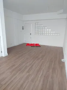 Sala Comercial à venda, 31m² no Vila Guaianazes, São José dos Campos