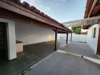 Casa com 3 Quartos à venda, 120m² no São José, Pará de Minas