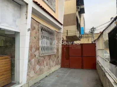Casa com 3 Quartos à venda, 220m² no Madureira, Rio de Janeiro