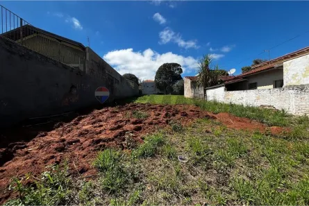 Lote/Terreno à venda, 750m² no Vila Maria, Botucatu