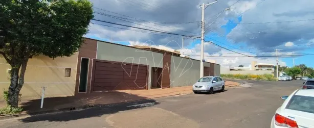 Casa com 3 Quartos à venda, 206m² no Jardim Botânico, Araraquara