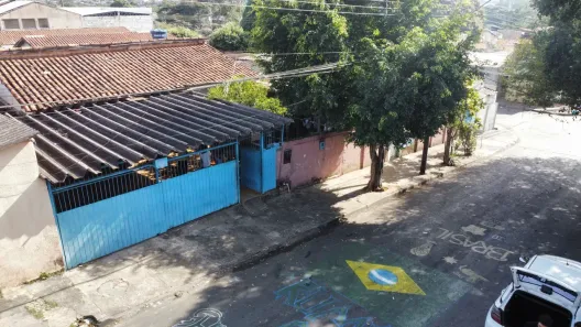 Casa com 11 Quartos à venda, 576m² no Vila Santana, Goiânia