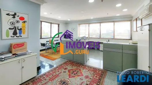 Ponto Comercial à venda, 45m² no Santo Amaro, São Paulo