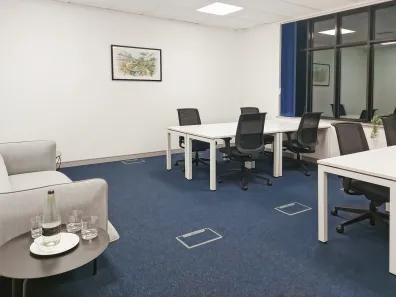 Sala Comercial para alugar, 100m² no Barra Olímpica, Rio de Janeiro