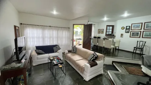 Casa de Condomínio com 4 Quartos à venda, 220m² no Vila Progresso, Niterói
