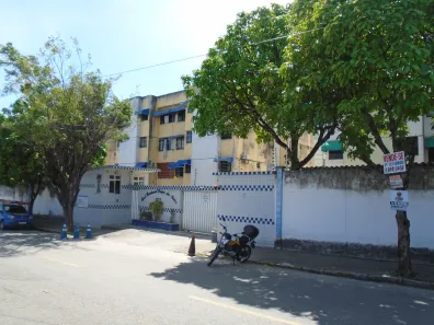 Apartamento com 2 Quartos para alugar, 61m² no Padre Andrade, Fortaleza