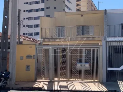 Casa com 3 Quartos à venda, 136m² no Centro, Araraquara