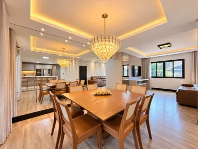 Casa com 3 Quartos à venda, 215m² no Jardim Guaporé, Maringá