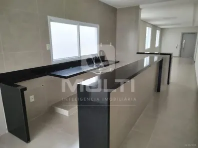 Casa com 4 Quartos à venda, 210m² no Cidade Jardim, Uberlândia