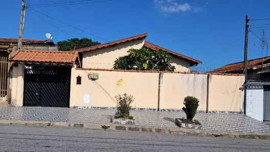 Casa com 2 Quartos à venda, 111m² no Parque Aeroporto, Taubaté