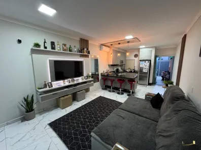Sobrado com 3 Quartos à venda, 111m² no Jardim Sofia, Joinville