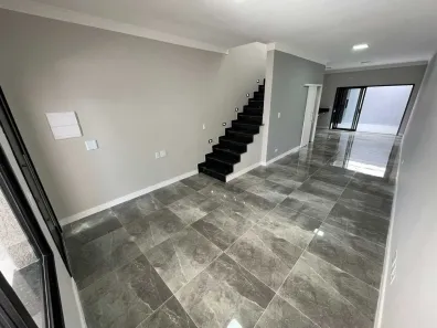 Sobrado com 3 Quartos à venda, 150m² no Vila Carrão, São Paulo