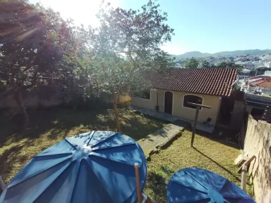 Casa com 3 Quartos à venda, 68m² no Forquilhas, São José