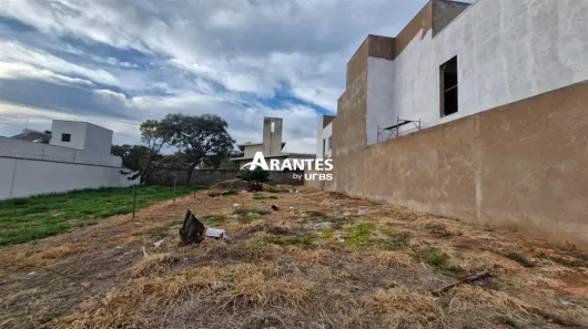 Lote/Terreno à venda, 367m² no Jardim Karaíba, Uberlândia