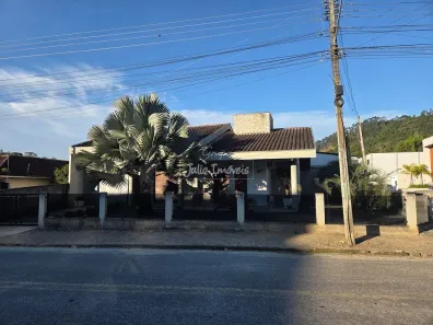 Casa com 3 Quartos à venda, 160m² no Dom Joaquim, Brusque