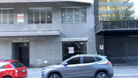 Ponto Comercial para alugar, 253m² no São Pelegrino, Caxias do Sul