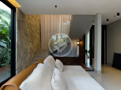 Casa de Condomínio com 4 Quartos para alugar, 300m² no Plano Diretor Sul, Palmas