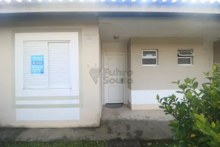 Casa de Condomínio com 2 Quartos para alugar, 44m² no Areal, Pelotas