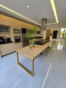 Casa com 3 Quartos à venda, 232m² no Plano Diretor Sul, Palmas