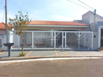 Casa com 3 Quartos à venda, 250m² no Jardim Continental, Marília