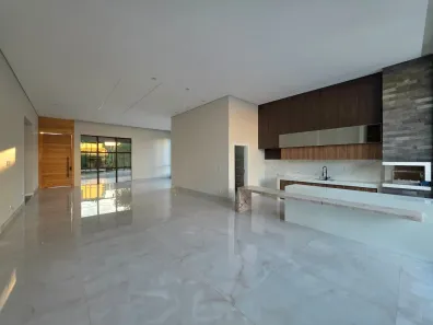 Casa com 1 Quarto à venda, 310m² no Padre Herculano Yanes, Divinópolis