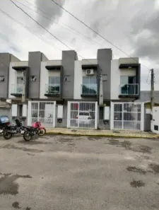 Sobrado com 2 Quartos à venda, 69m² no Morretes, Itapema