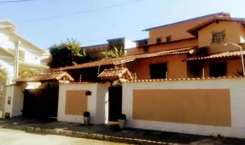 Casa com 4 Quartos à venda, 305m² no Grecco, Vassouras