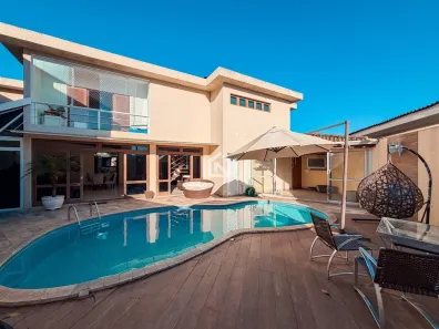 Casa de Condomínio com 4 Quartos à venda, 320m² no Golf Gardens, Carapicuíba