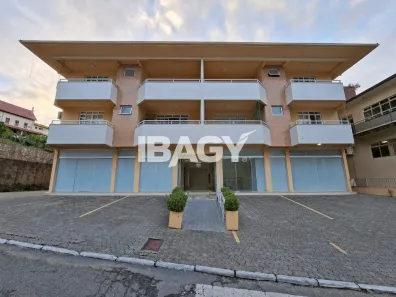 Apartamento com 2 Quartos para alugar, 90m² no Centro, Santo Amaro da Imperatriz