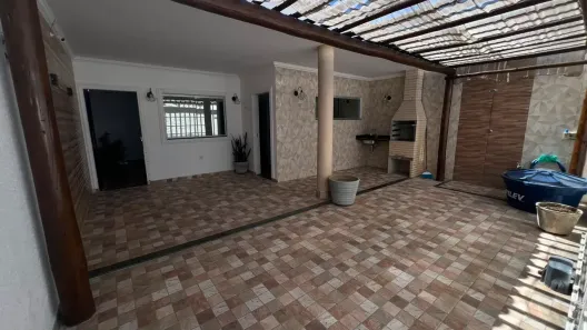 Casa com 3 Quartos à venda, 145m² no Loteamento Recife, Petrolina