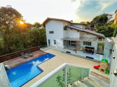 Casa com 4 Quartos à venda, 300m² no Caraguatá, Mairiporã