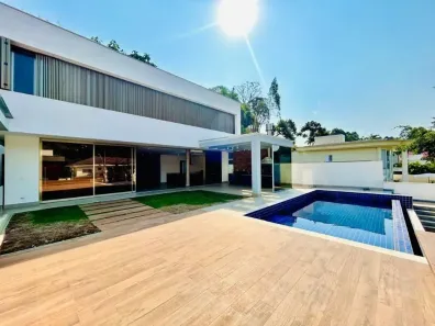 Casa de Condomínio com 4 Quartos para alugar, 357m² no São Paulo II, Cotia