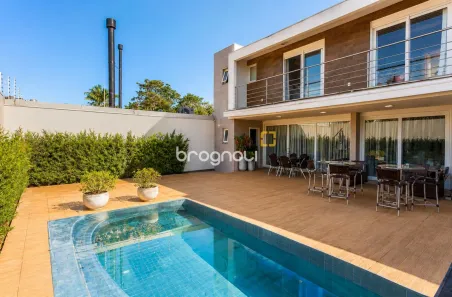 Casa com 3 Quartos à venda, 277m² no Santa Mônica, Florianópolis