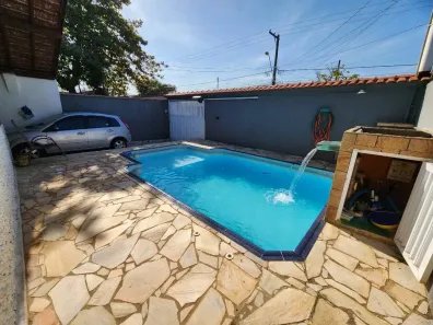 Casa com 3 Quartos à venda, 153m² no Maracanã, Praia Grande