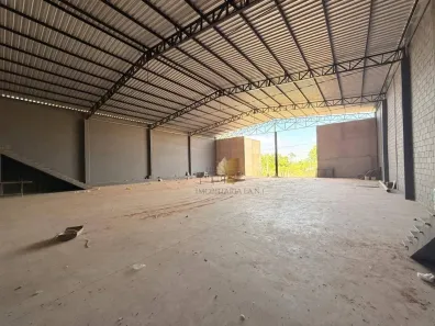 Galpão/Depósito/Armazém para venda ou aluguel, 780m² no Macuco, Valinhos