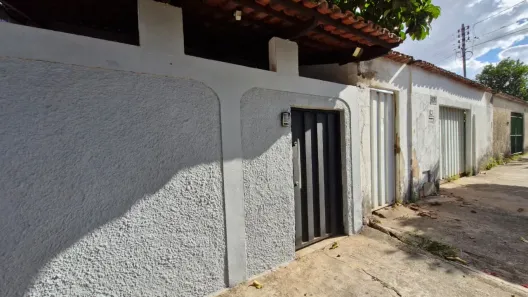 Casa com 2 Quartos para alugar, 60m² no Vila Cruzeiro do Sul, Aparecida de Goiânia
